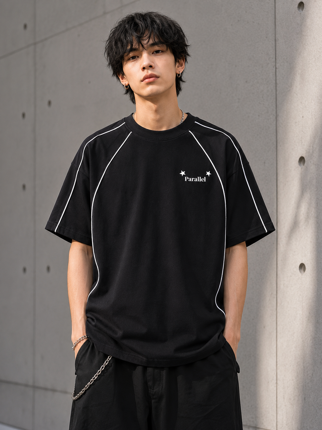 Black Parallel Contrast Line Cropped Tshirt